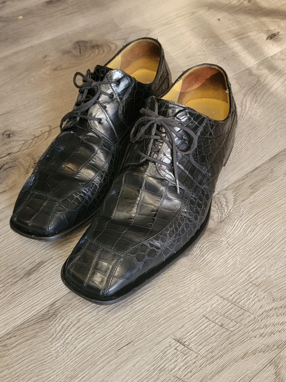 Mezlan Black Croc-Embossed Leather Lace-Up Oxfords 10